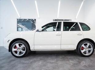 Porsche Cayenne 4.5 cat Turbo