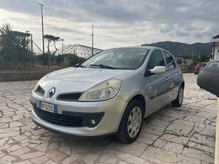 Renault clio 1.2 X neopatentati 138000 km