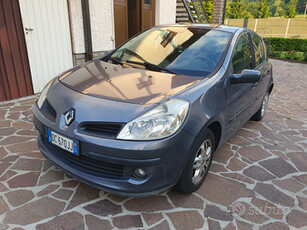 Renault Clio 2006