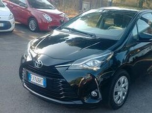 Toyota Yaris 1.0 5 porte Lounge ADATTA NEO PATENTA