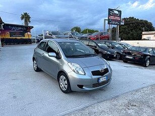 Toyota Yaris 1.4 D-4D 3 porte Sol Garanzia 12 Mesi