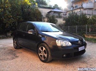 Volkswagen Golf 1.9 TDI DPF 5p. 5m. Comfortline Sant'angelo in Pontano