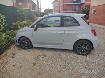 Usato 2017 Abarth 595 1.4 Benzin 140 CV (17.000 €)