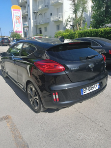 Usato 2017 Kia Ceed Benzin (12.000 €)