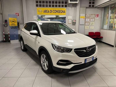 Usato 2018 Opel Grandland X 1.2 Benzin 131 CV (14.800 €)