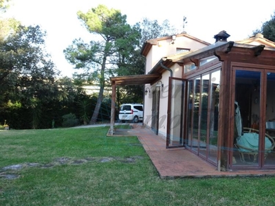 villa indipendente in vendita a Rosignano Marittimo