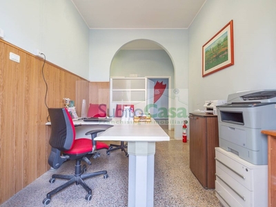 Appartamento in Vendita a Chieti, zona Chieti Scalo Centro, 130'000€, 115 m²