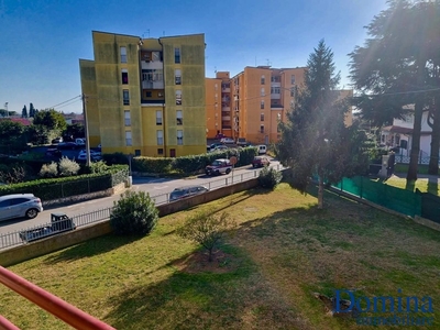 Quadrilocale in Vendita a Massa, 170'000€, 100 m², con Box