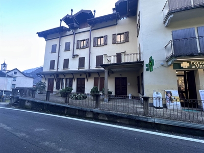 Quadrilocale in Via Bozzo a Vanzone Con San Carlo
