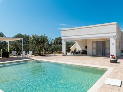 Villa in C.da Donnagnora sn a Ostuni