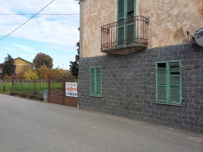 Casa in Via mulino vecchio guarene, Guarene, 6 locali in vendita