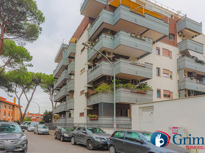 Appartamento di 134 mq in affitto - Roma