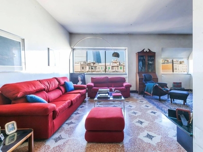 Appartamento di lusso in vendita Via Ippolito Nievo, 28/1, Milano, Lombardia