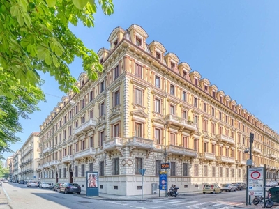 Appartamento di prestigio di 167 m² in vendita Corso Giacomo Matteotti, 30, Torino, Provincia di Torino, Piemonte