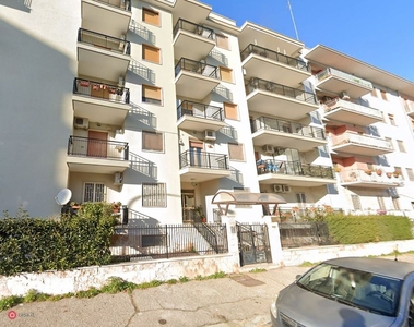 Appartamento in Affitto in Caduti di Nassiria 8 a Taranto