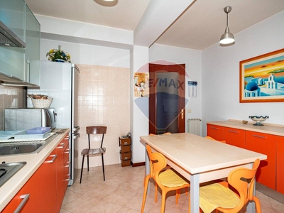 Appartamento in vendita a Camporotondo Etneo