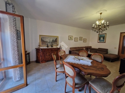 Appartamento in vendita a Castelliri