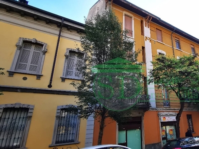 Bilocale in Via Biancardi, Lodi, 1 bagno, 50 m², ascensore in vendita