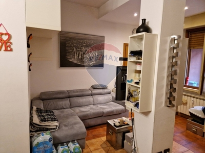 Bilocale in VIA TARVISIO, Milano, 1 bagno, 59 m², piano rialzato