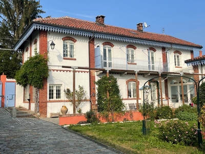 Casa semi indipendente in Via Parco Abbaziale 19 a Giaveno