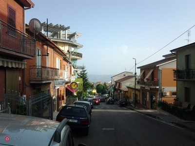 Negozio/Locale commerciale in Affitto in Corso Vittorio Emanuele a Ariano Irpino