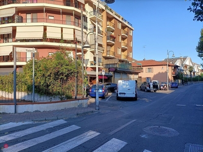 Negozio/Locale commerciale in Affitto in Tiziano a Albenga