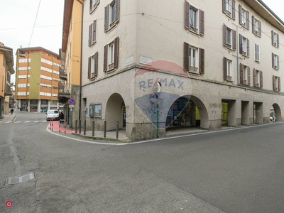 Negozio/Locale commerciale in Affitto in Via Roma 3 a Ponte San Pietro