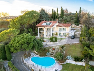 Prestigiosa villa di 300 mq in vendita Padenghe sul Garda, Lombardia