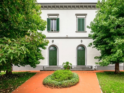 Prestigiosa villa di 480 mq in vendita Pisa, Italia