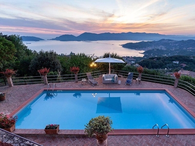 Esclusiva villa di 1000 mq in vendita Le Codine, Lerici, Liguria