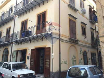 Ufficio in Affitto in Via Rosina Muzio Salvo 52 a Palermo