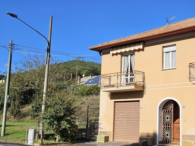 Villa 6 locali di 202 m² in Garlenda