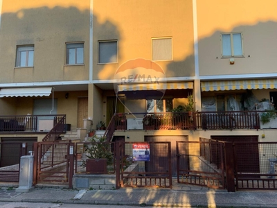 Villa a schiera in vendita a Bastia Umbra