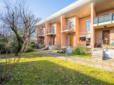 Villa a schiera in Via ciro spaggiari 14, Cavriago, 8 locali, 2 bagni