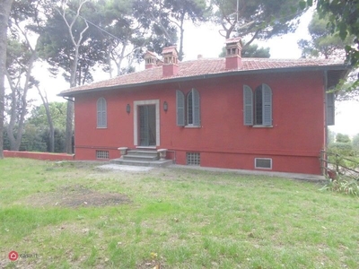 Villa in Affitto in Via Anagnina 5 a Grottaferrata