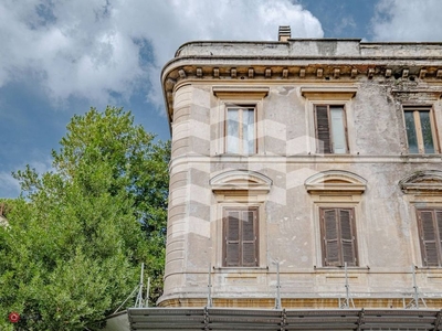 Villa in Affitto in Via Dandolo 61 -63 a Roma
