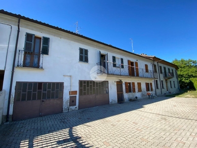 Villa in vendita a Portacomaro