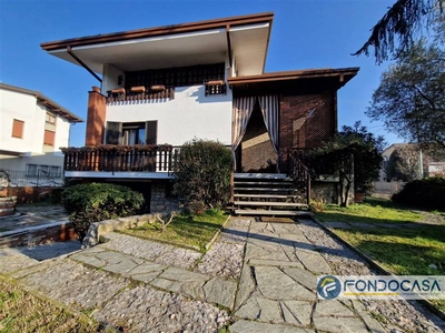 Villa in Via Ghidoni a Ospitaletto