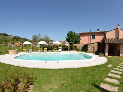 Casa a Cascine-La Croce con barbecue, piscina e terrazza