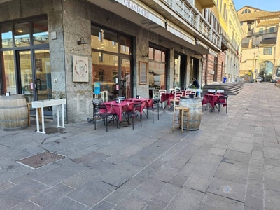 Bar in vendita a Parma piazza Ghiaia