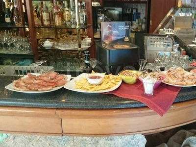 Bar in vendita a Parma via Michele Valenti, 1