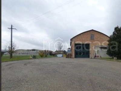Capannone Industriale in in vendita da privato a Lugo via Martiri di Fabriago, 15