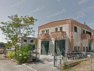 Capannone Industriale in vendita a Cesenatico via Castellaccia 33