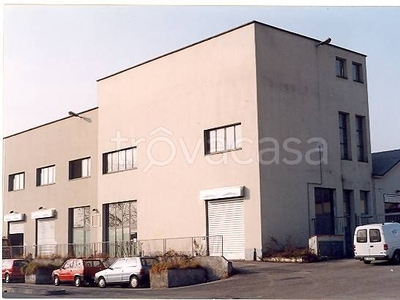 Capannone Industriale in vendita a Gorgonzola via Milano, 14