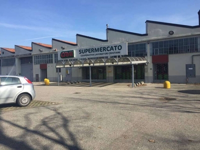 Capannone Industriale in vendita a Gorgonzola via Trieste
