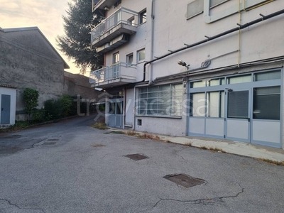 Capannone Industriale in vendita a Legnano via Saronnese