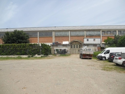 Capannone Industriale in vendita a Pogliano Milanese via Grassina