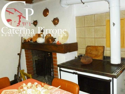 Casa Indipendente in Vendita ad Rufina - 95000 Euro