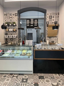 Gelateria in in vendita da privato a Milano via Piacenza, 1