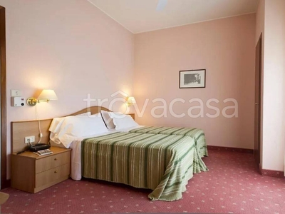 Hotel in vendita a Salsomaggiore Terme via Gian Domenico Romagnosi, 28